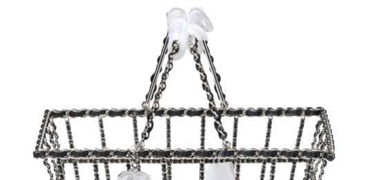 No sólo Birkin: récord histórico para un bolso Chanel en subasta