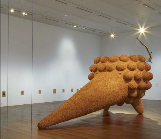 Gabriel Chaile. Autorretrato: identidad, forma y memoria material en Mathaf