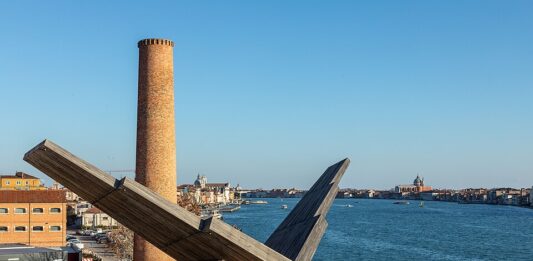 Siria regresa a la Bienal de Venecia y afronta su presente, con Sara Shamma