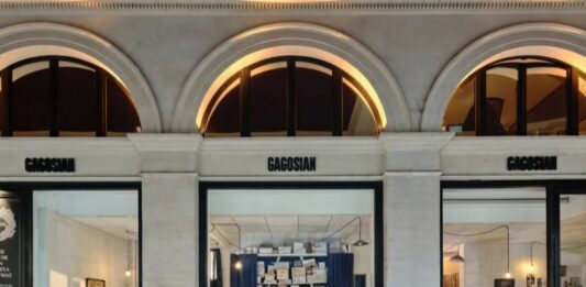 Wes Anderson ha recreado el estudio del artista Joseph Cornell para Gagosian