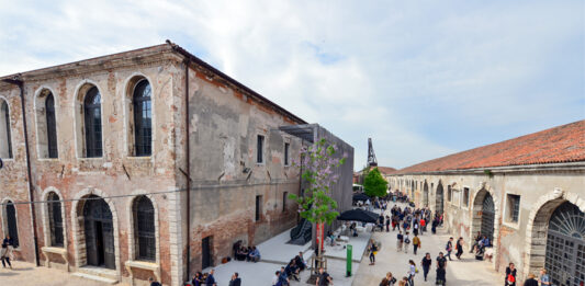 Israel regresa a la Bienal de Venecia 2026 y se enciende la polémica