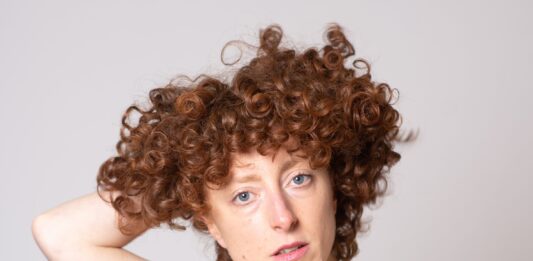 Entrevista a Dana Ferrari: su instalación ‘Las formas que repito en mi corazón’ en el Palacio Libertad (ex CCK) de Buenos Aires