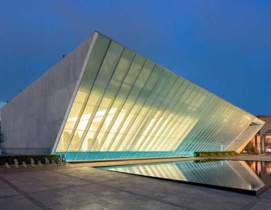 Una disputa laboral expuesta en el corazón del MUAC, México