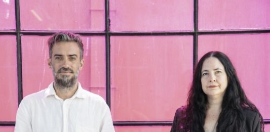 PANORAMA LATAM. Conversación con Carla Barbero y Javier Villa