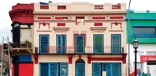 Sistemas en tensión en la Fundación Andreani (Buenos Aires)