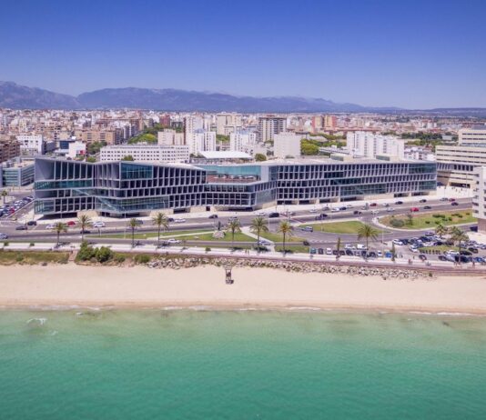 Art Cologne debuta en Palma, con una feria con vista al mar