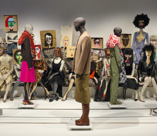 El MoMu de Amberes reabre el caso Antwerp Six