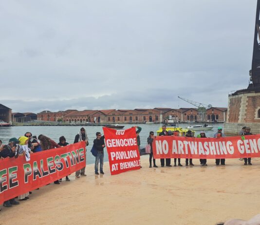 Artistas retiran sus candidaturas a los “Leones de los Visitantes” en solidaridad con el jurado dimitido