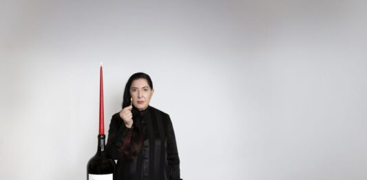 Vendemmia d’Artista: salen a subasta las etiquetas de Ornellaia creadas por Marina Abramović