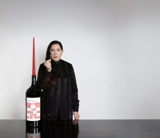 Vendemmia d’Artista: salen a subasta las etiquetas de Ornellaia creadas por Marina Abramović