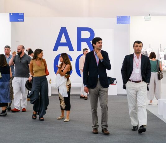 Diez años de ARCOlisboa: lo que vimos en la feria que retrata una Lisboa cada vez más global
