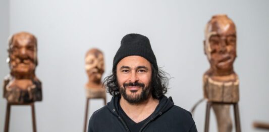 Kader Attia será el curador de la Bienal Kochi-Muziris 2027