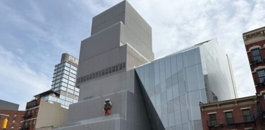 Massimiliano Gioni es el nuevo director general del New Museum de Nueva York