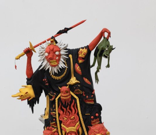 En Hong Kong, una exposición recorre la fantasía asiática, desde los antiguos demonios hasta los avatares digitales