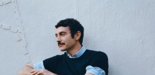 Dario Vitale al frente de Emporio Armani, entre moda y cultura contemporánea