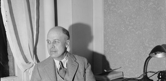 Tres obras fundamentales de Edward Hopper para apreciar la soledad