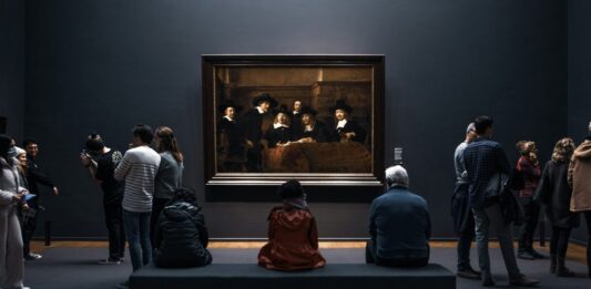 ¿Qué obras han adquirido los museos internacionales en los últimos meses?