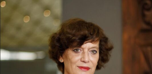 De París a Abu Dhabi: Souraya Noujaim es la nueva directora del Louvre Abu Dhabi