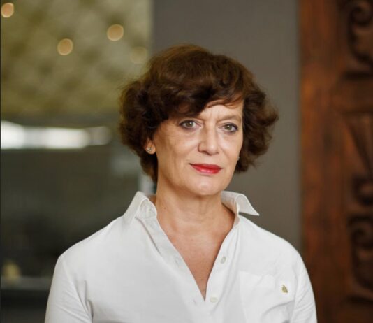 De París a Abu Dhabi: Souraya Noujaim es la nueva directora del Louvre Abu Dhabi