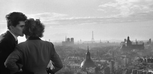 Doscientos años de fotografía en un libro: GrandPalaisRmn publica PHOTOgraphies