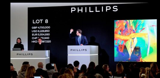 Guantes blancos para Phillips en Londres: nuevos récords y ninguna obra sin vender