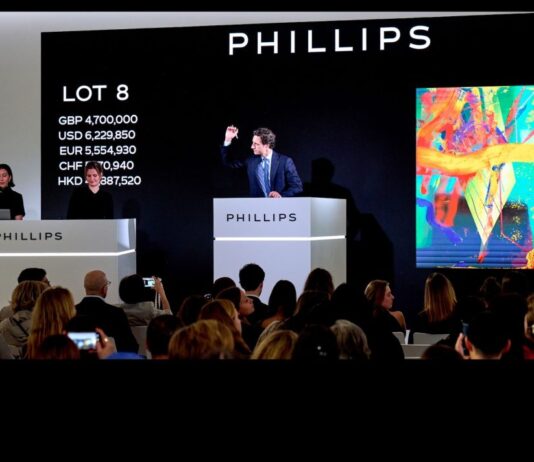 Guantes blancos para Phillips en Londres: nuevos récords y ninguna obra sin vender