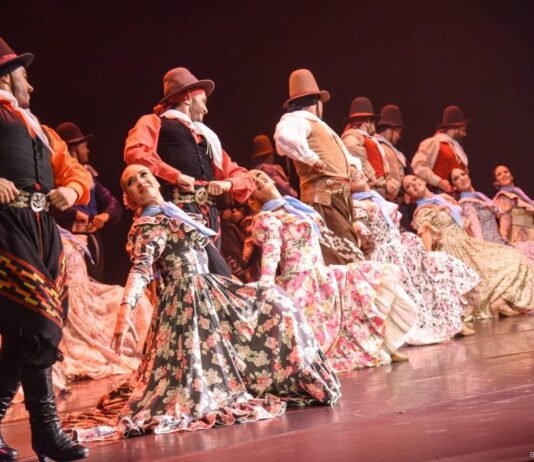 Espectáculo “Argentina en escena: Un homenaje a la libertad y al talento”